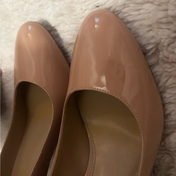 Michael Kors Patent Block Heel Pumps - Nude - Picture 4 of 5